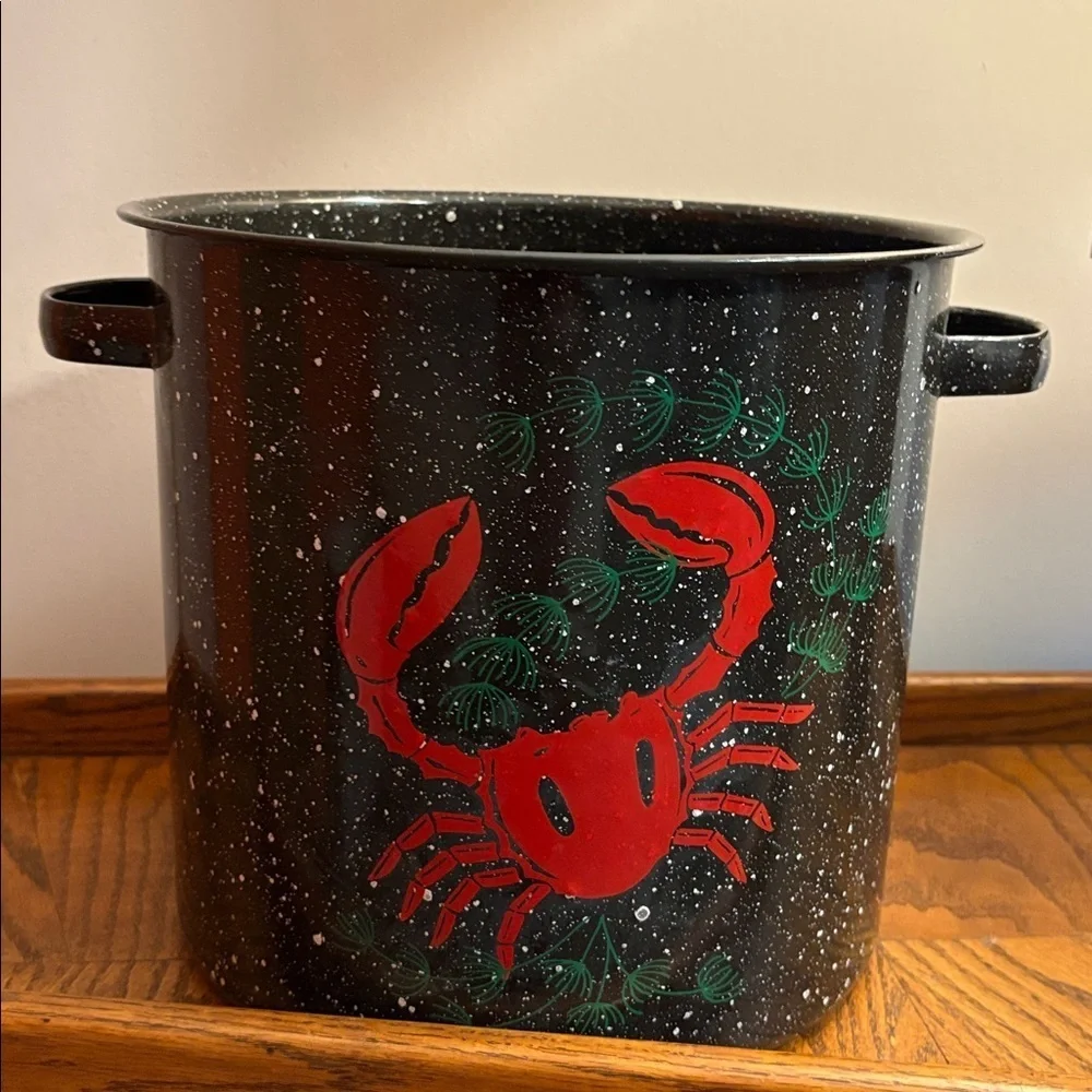 Vintage Enamel Extra Large Crab Boiling Pot Seafood Boil or Canning / Stock Pot